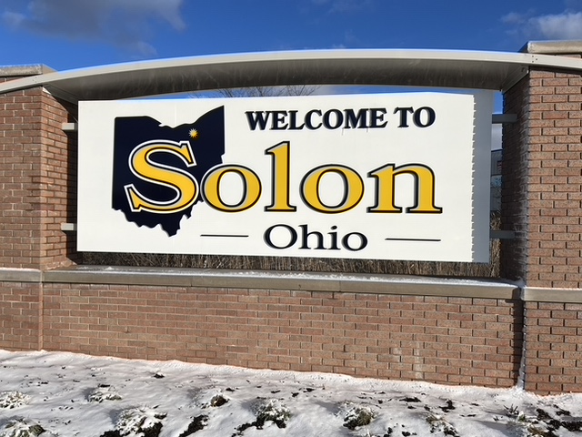 Welcome to Solon, Ohio signage